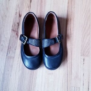 Vionic Black Mary Janes